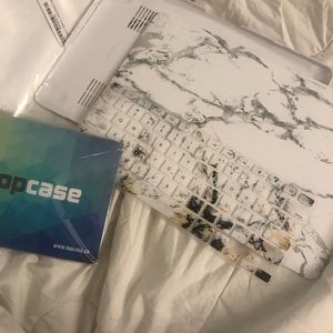 Macbook pro 13” case